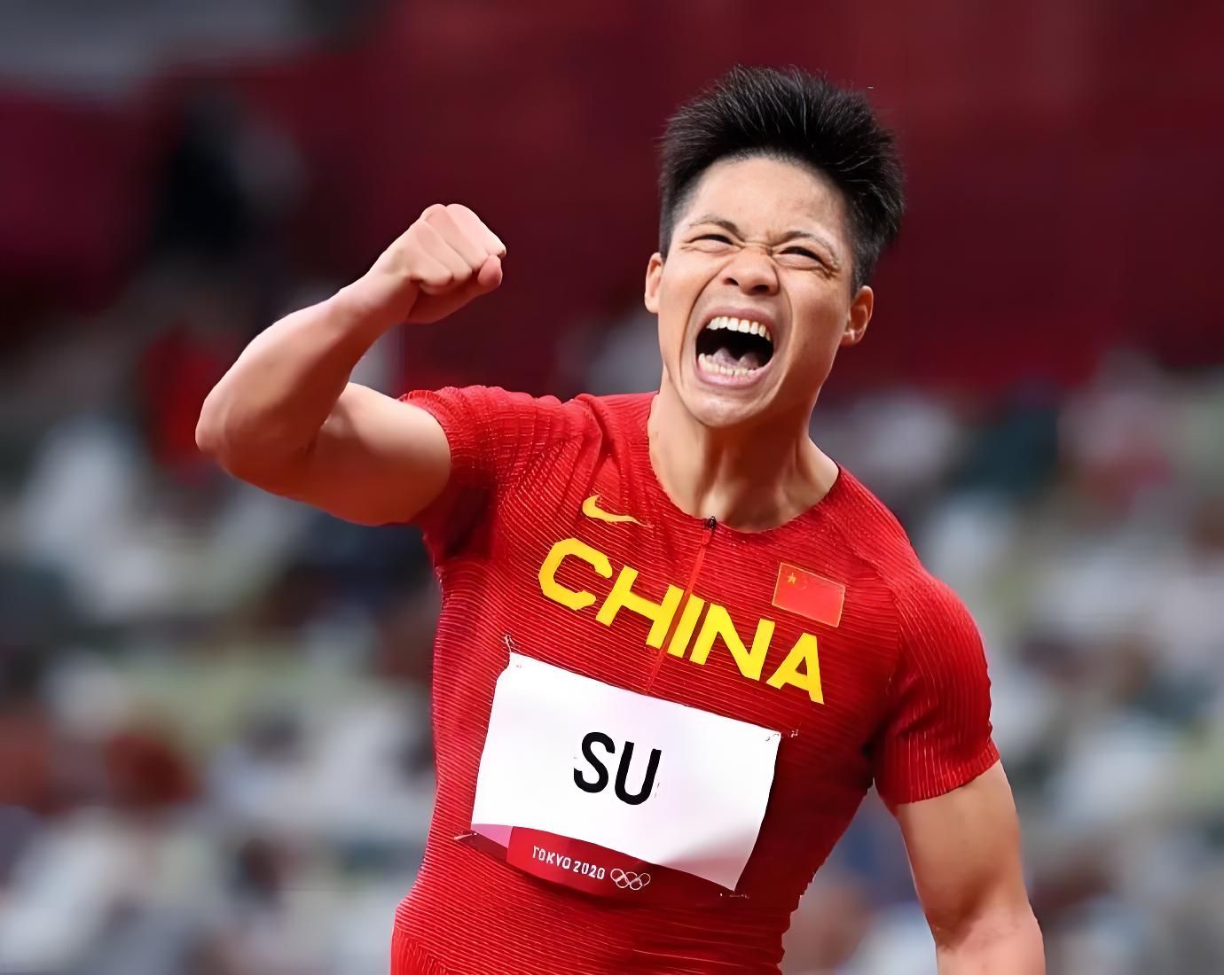 乐鱼网站-羽毛球队刷新世界纪录，苏炳添教练激动落泪